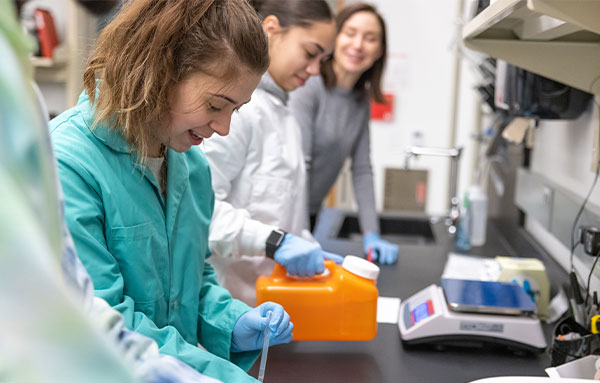 UHart student working the Hydration Health Center Lab