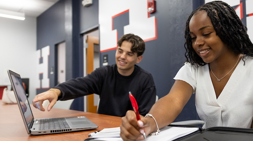 site://Giving Site/_images/naming-opps-images/naming-opp-hawk-hall-studylounge-large.jpg