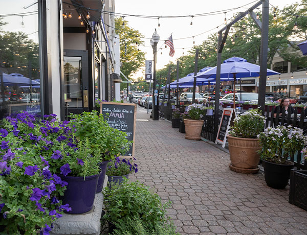 Farmington Ave., West Hartford, CT