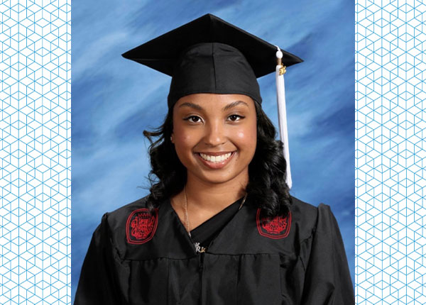 Ana Torres ’26