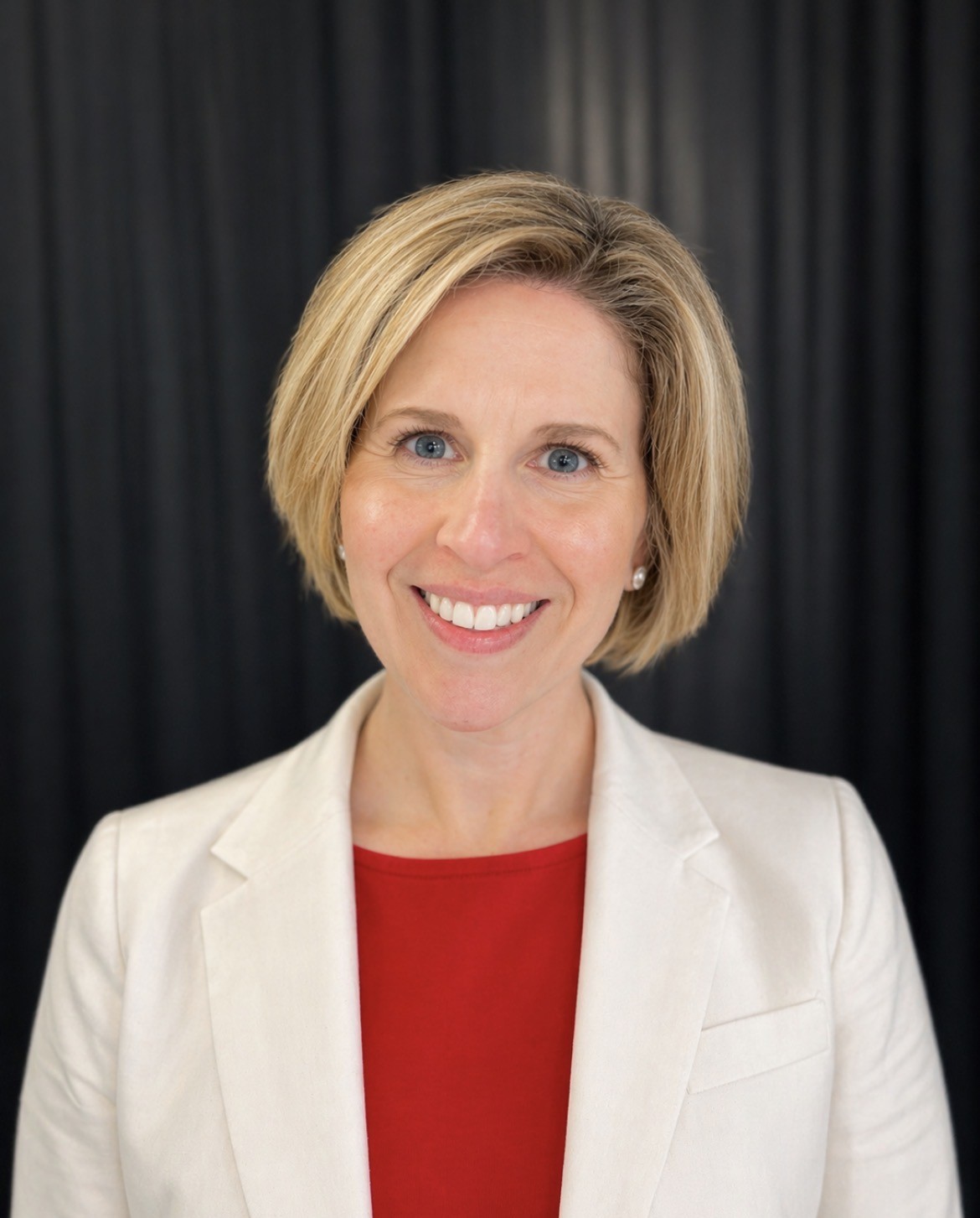 photo of Kristin Landis-Piwowar